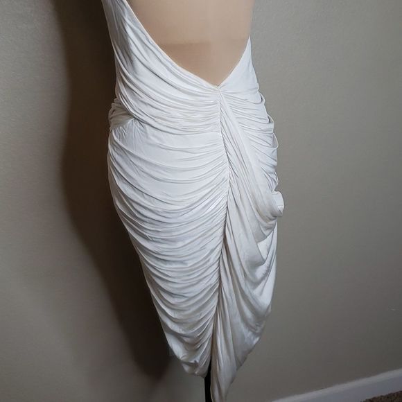 BCBGMAXAZRIA Runway Ivory Gathered Slinky Bodycon One Shoulder dress 8 - Picture 5 of 10